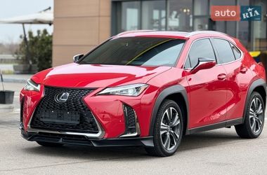 Позашляховик / Кросовер Lexus UX 2019 в Дніпрі