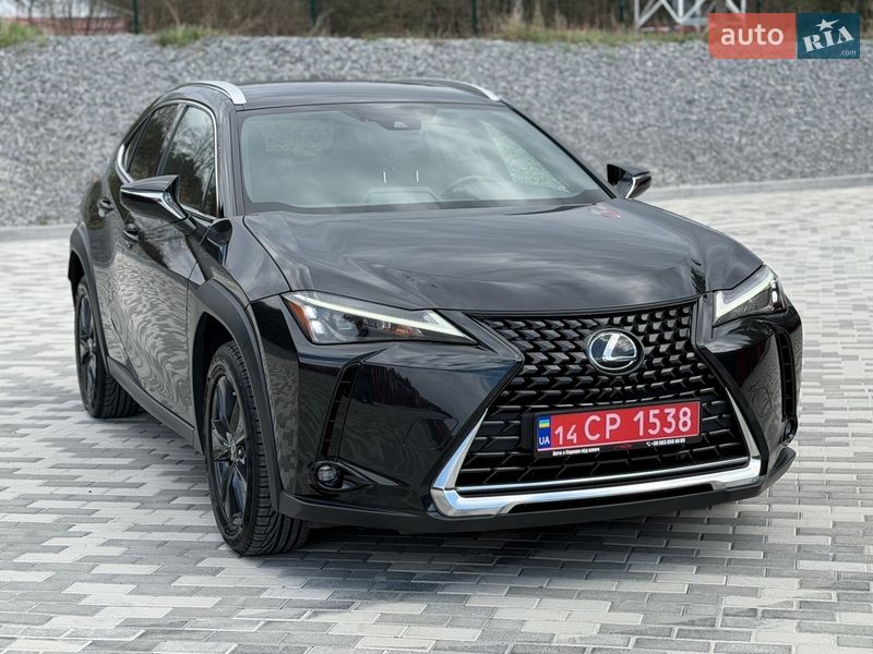Позашляховик / Кросовер Lexus UX 2023 в Львові