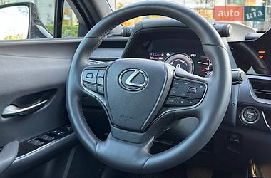 Внедорожник / Кроссовер Lexus UX 2022 в Киеве