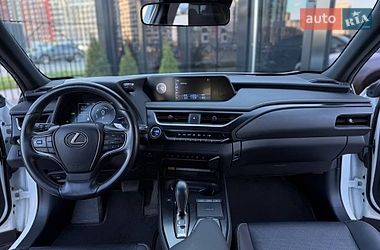 Внедорожник / Кроссовер Lexus UX 2021 в Киеве