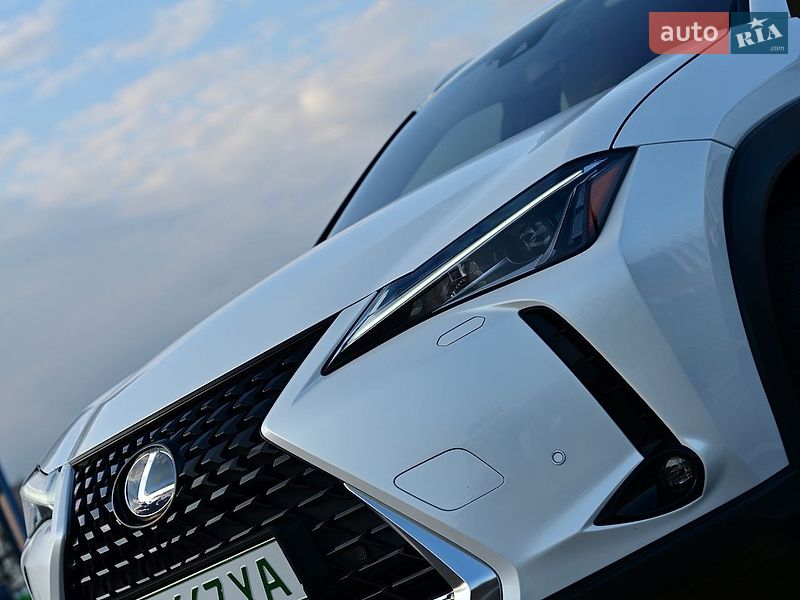 Внедорожник / Кроссовер Lexus UX 2021 в Одессе