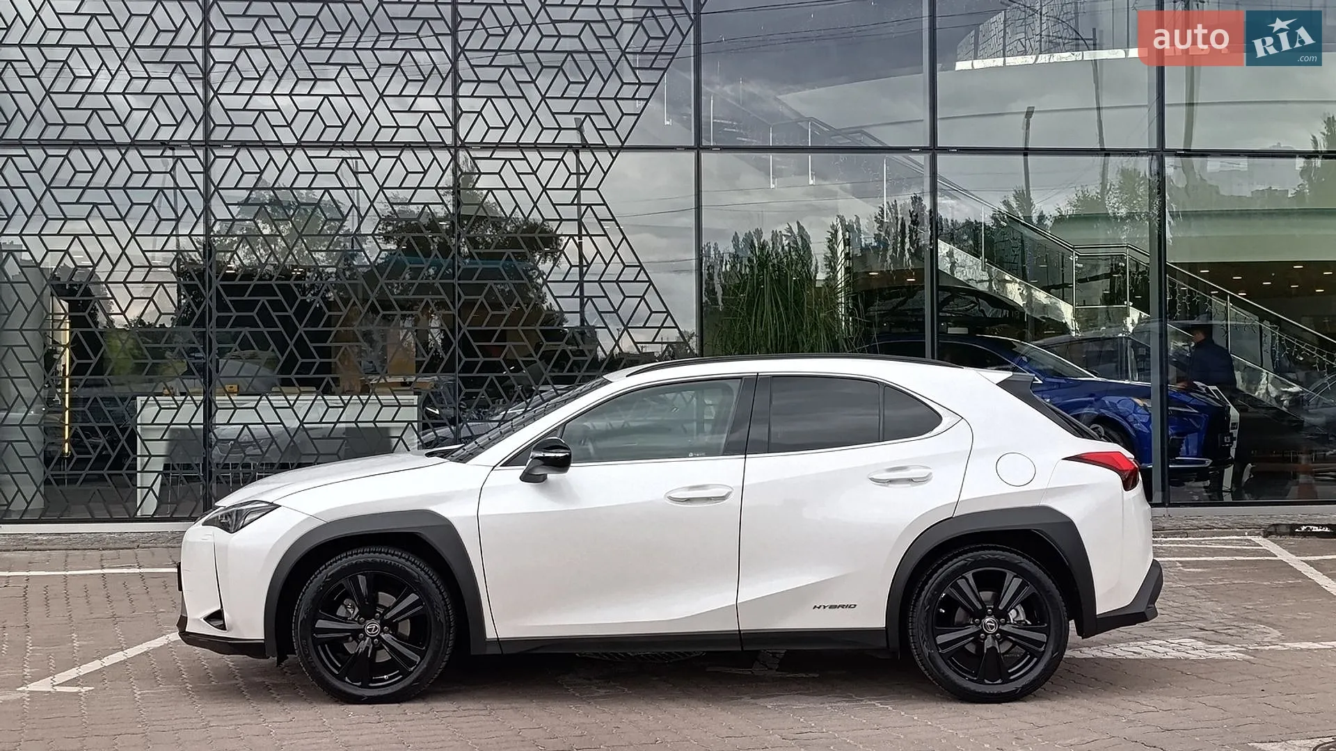 2020 Lexus UX - мініатюра 3