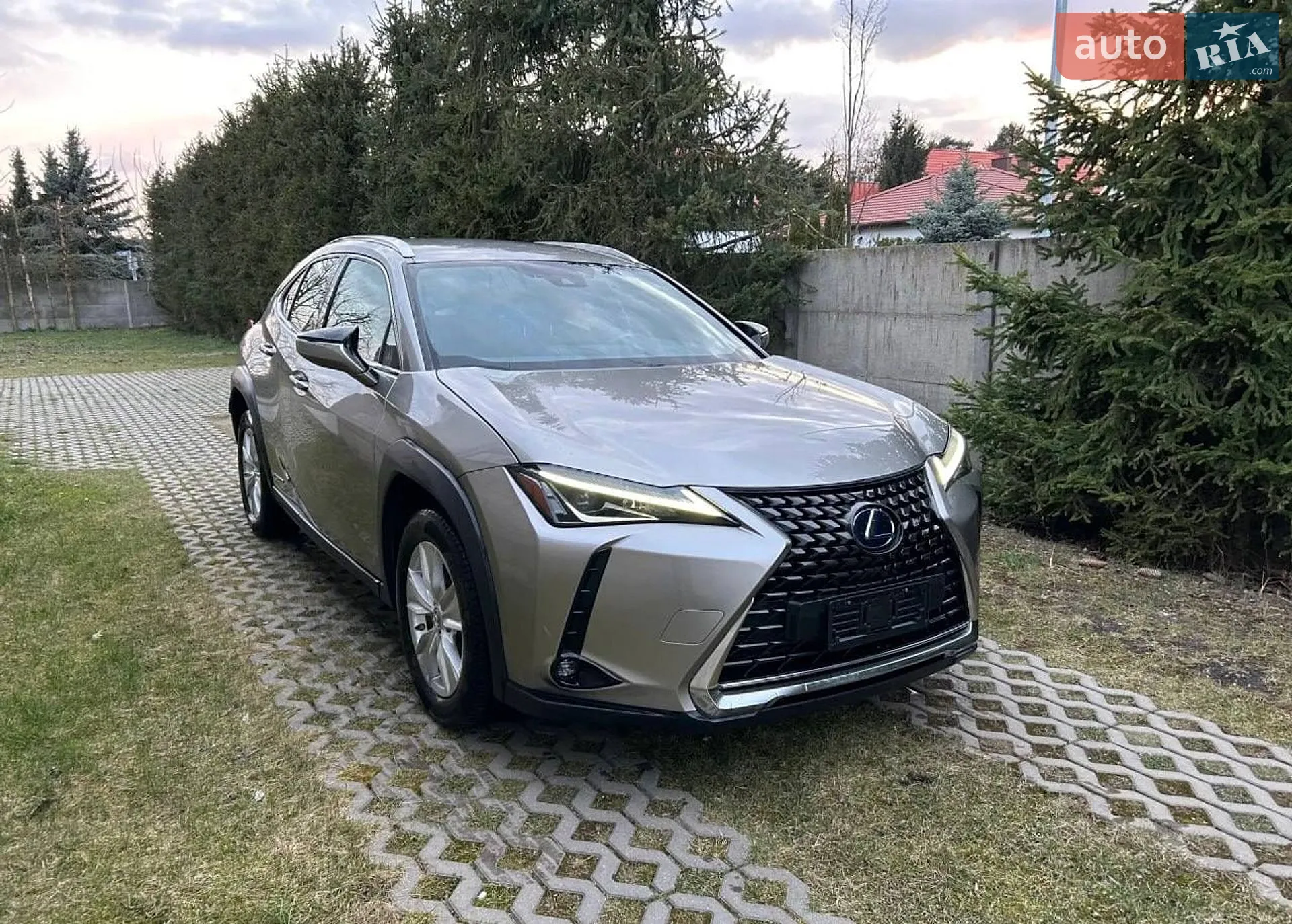 2020 Lexus UX - мініатюра 3