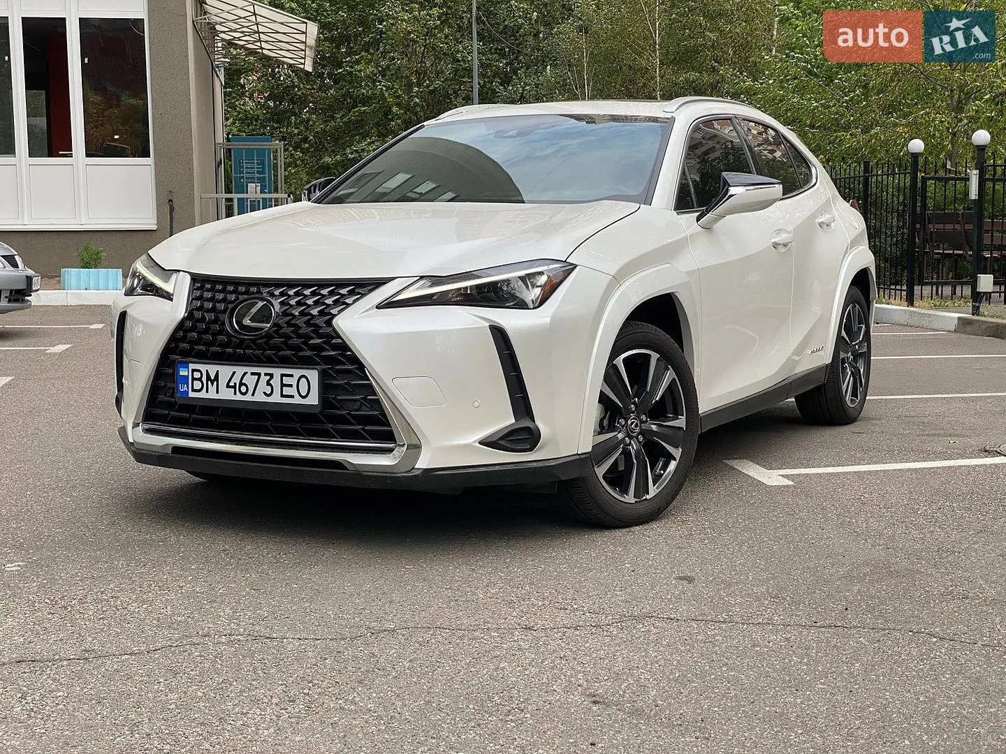 2022 Lexus UX - фото 1