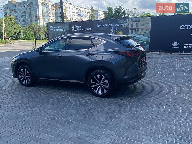 Внедорожник / Кроссовер Lexus UX 2024 в Полтаве