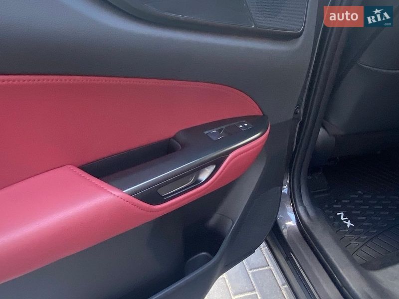Внедорожник / Кроссовер Lexus UX 2024 в Полтаве