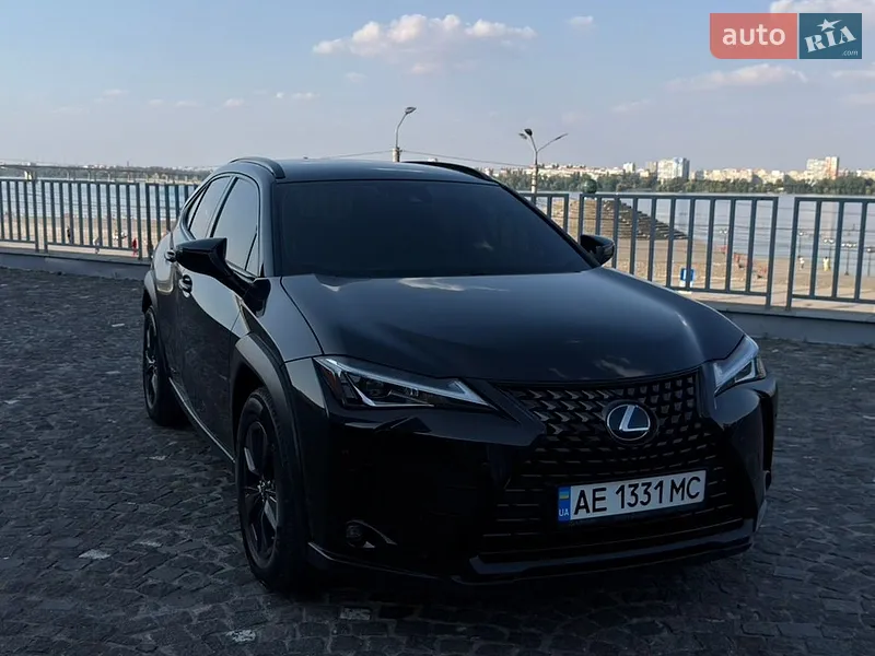 Lexus UX 2020