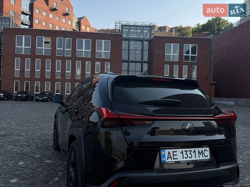 Позашляховик / Кросовер Lexus UX 2020 в Дніпрі