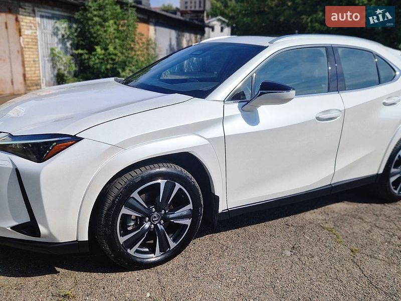 Позашляховик / Кросовер Lexus UX 2025 в Києві фото 4 Позашляховик / Кросовер Lexus UX 2025 в Києві