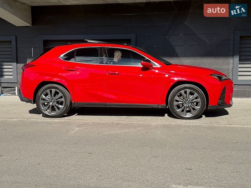 Внедорожник / Кроссовер Lexus UX 2022 в Киеве