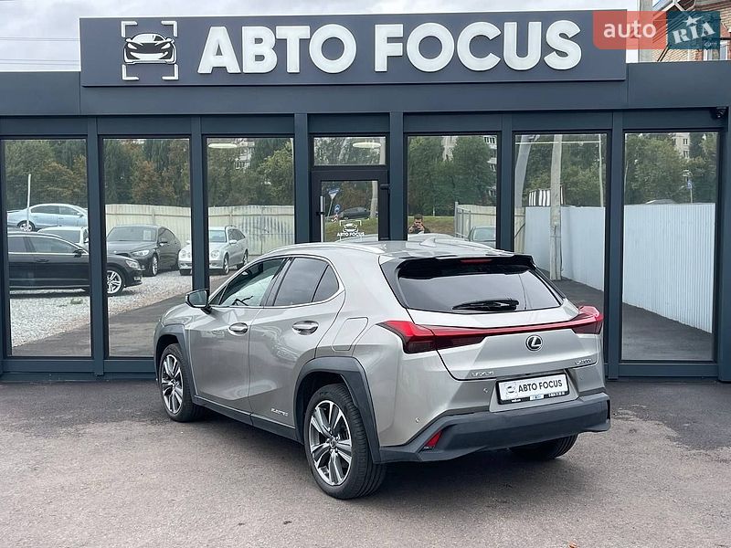 Внедорожник / Кроссовер Lexus UX 2021 в Киеве