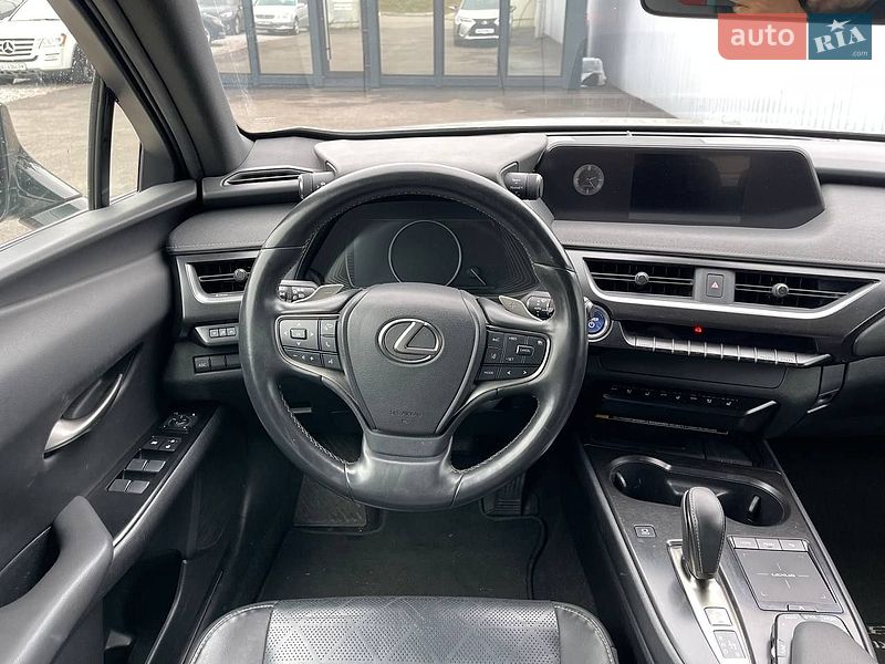 Внедорожник / Кроссовер Lexus UX 2021 в Киеве