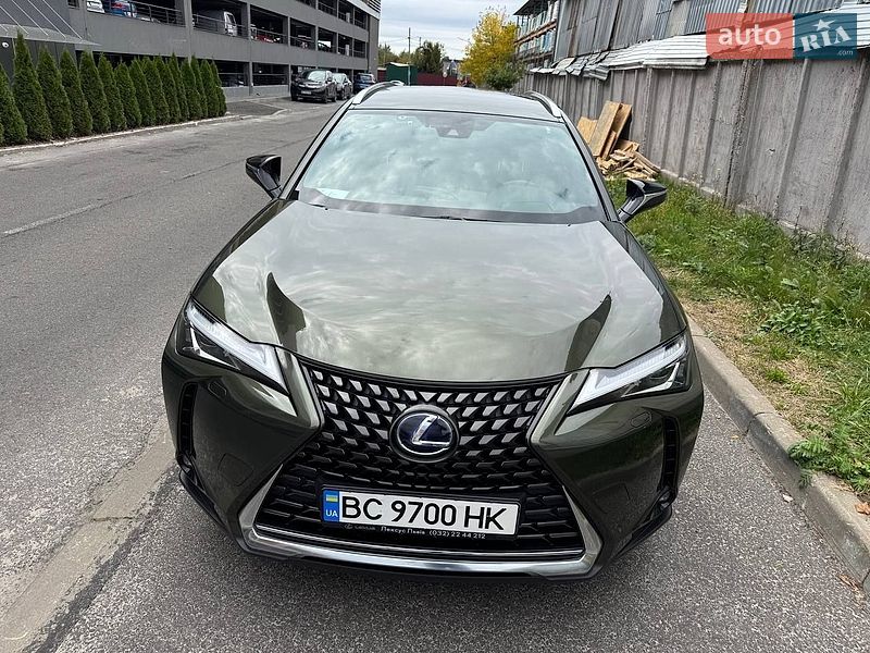 Внедорожник / Кроссовер Lexus UX 2020 в Киеве