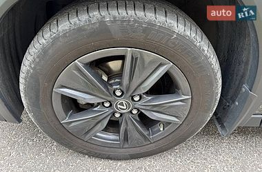 Внедорожник / Кроссовер Lexus UX 2020 в Киеве