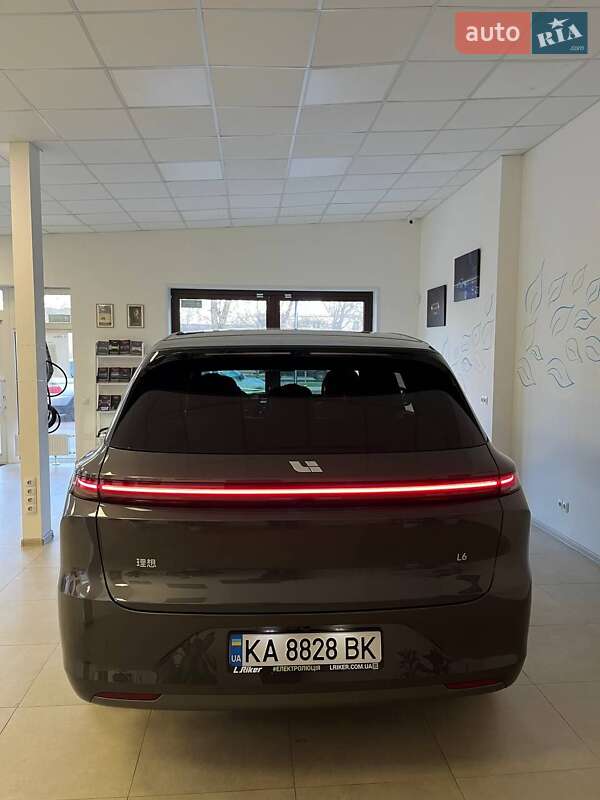 Позашляховик / Кросовер Li Auto L6 2024 в Києві