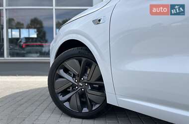 Внедорожник / Кроссовер Li Auto L6 2024 в 