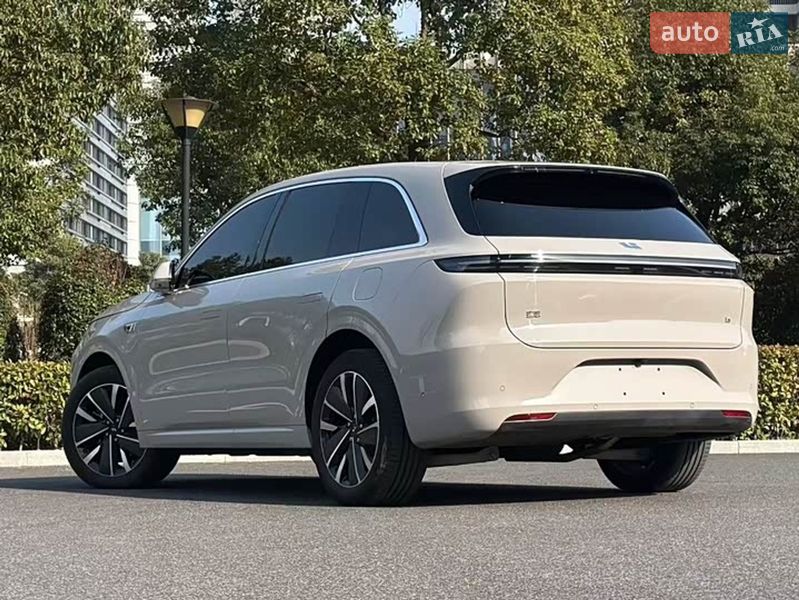 Позашляховик / Кросовер Li Auto L6 2025 в Дніпрі