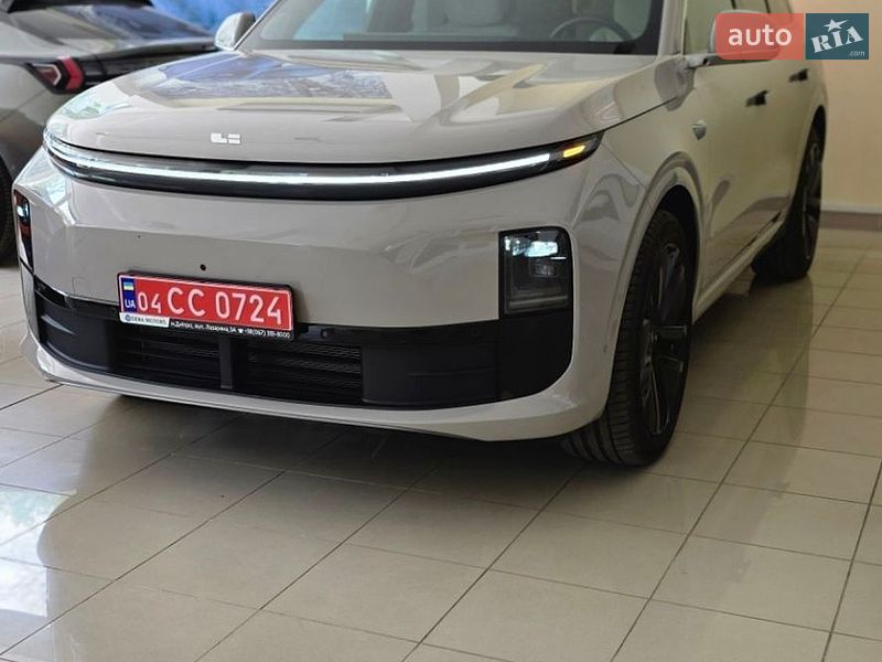 Внедорожник / Кроссовер Li Auto L6 2024 в Днепре фото 2 Внедорожник / Кроссовер Li Auto L6 2024 в Днепре