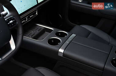 Внедорожник / Кроссовер Li Auto L7 2025 в 