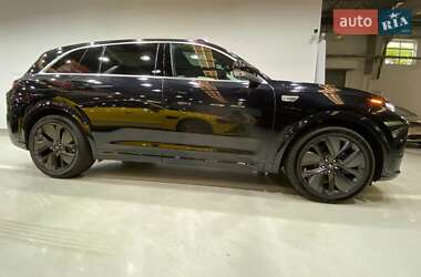 Внедорожник / Кроссовер Li Auto L7 2024 в 