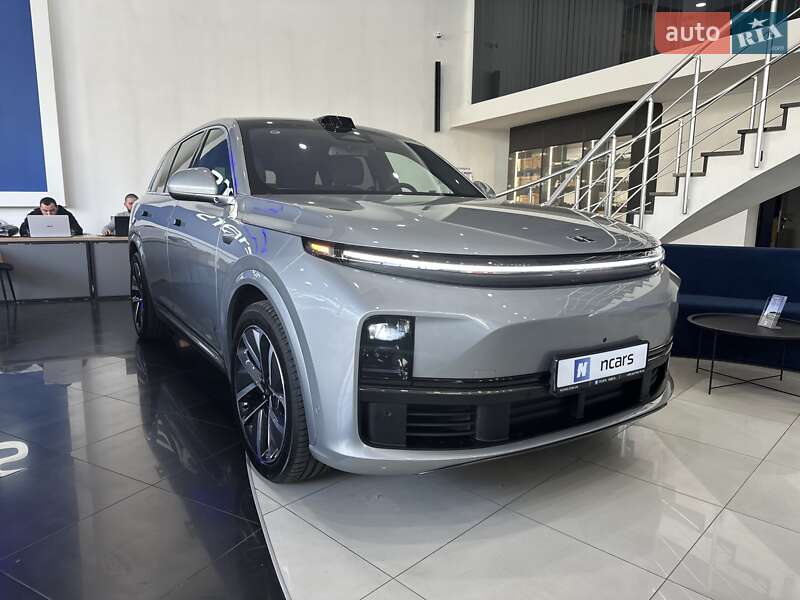 Внедорожник / Кроссовер Li Auto L7 2025 в 