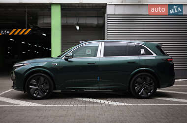 Внедорожник / Кроссовер Li Auto L7 2024 в 