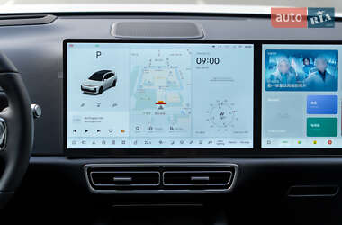 Внедорожник / Кроссовер Li Auto L7 2024 в 