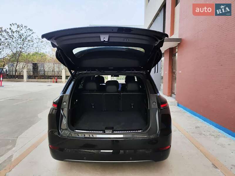 Внедорожник / Кроссовер Li Auto L7 2024 в Кропивницком