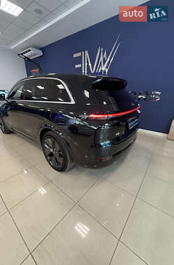 Внедорожник / Кроссовер Li Auto L7 2024 в 