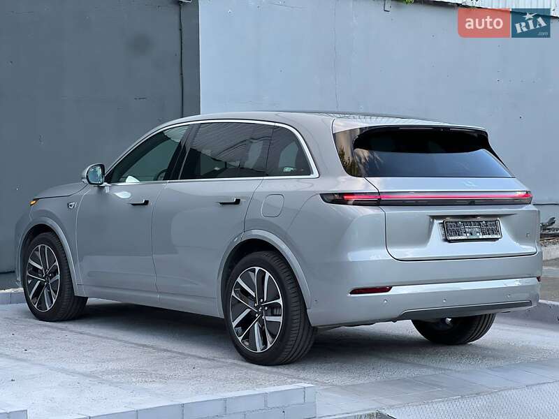 Позашляховик / Кросовер Li Auto L7 2024 в Києві