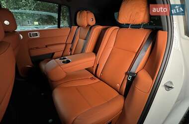 Позашляховик / Кросовер Li Auto L7 2024 в 