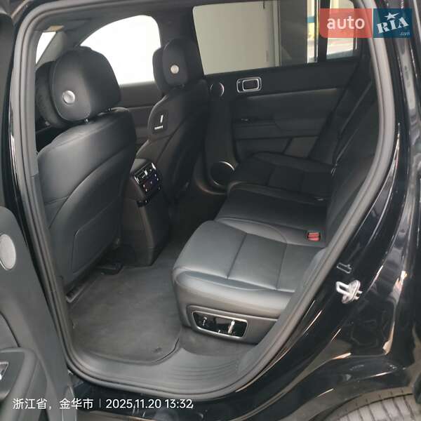 Внедорожник / Кроссовер Li Auto L7 2024 в Киеве фото 10 Внедорожник / Кроссовер Li Auto L7 2024 в Киеве