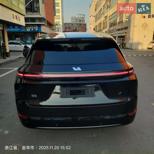 Внедорожник / Кроссовер Li Auto L7 2024 в Львове фото 6 Внедорожник / Кроссовер Li Auto L7 2024 в Львове