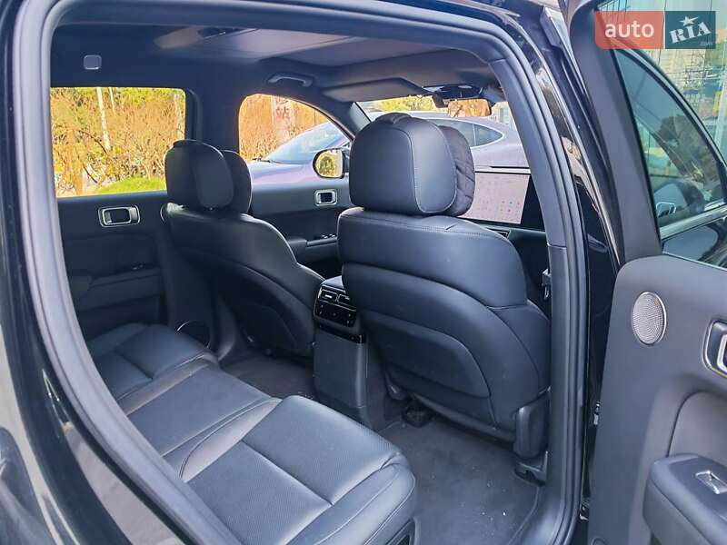 Внедорожник / Кроссовер Li Auto L7 2024 в Киеве