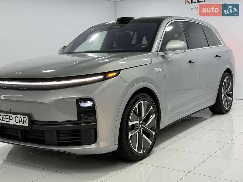 Внедорожник / Кроссовер Li Auto L7 2025 в Одессе