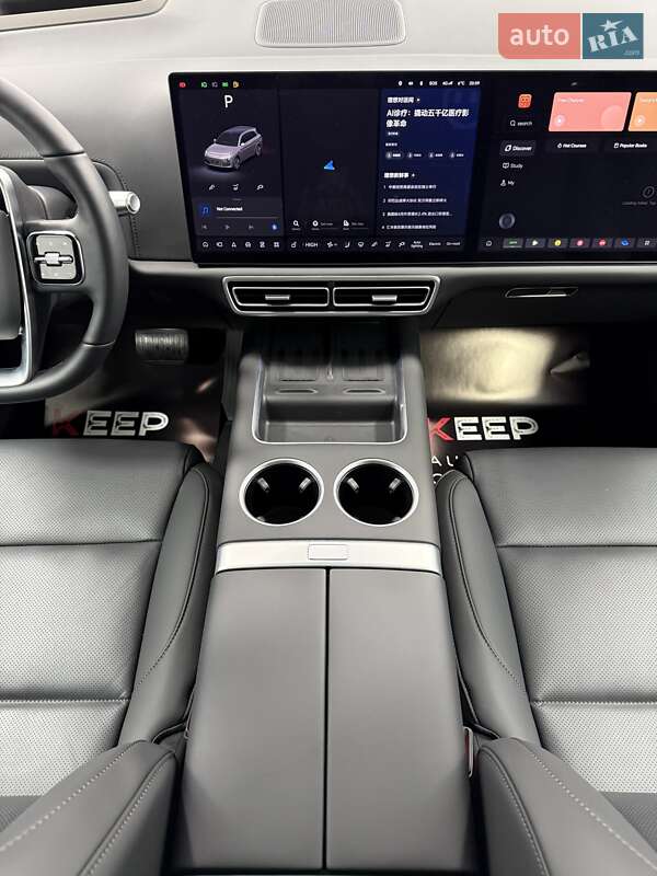 Внедорожник / Кроссовер Li Auto L7 2025 в Одессе