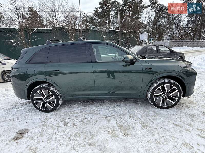 Внедорожник / Кроссовер Li Auto L7 2024 в Обухове фото 5 Внедорожник / Кроссовер Li Auto L7 2024 в Обухове