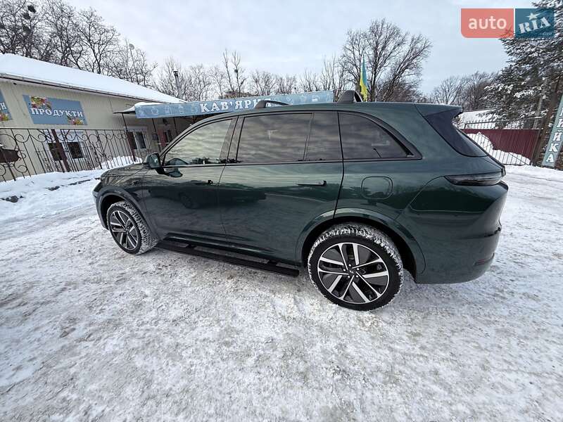 Внедорожник / Кроссовер Li Auto L7 2024 в Обухове фото 6 Внедорожник / Кроссовер Li Auto L7 2024 в Обухове