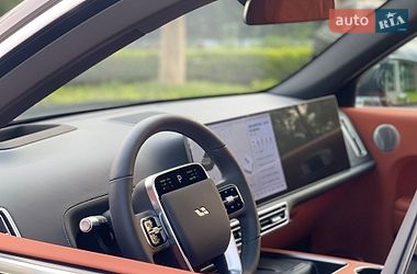 Внедорожник / Кроссовер Li Auto L7 2025 в Одессе