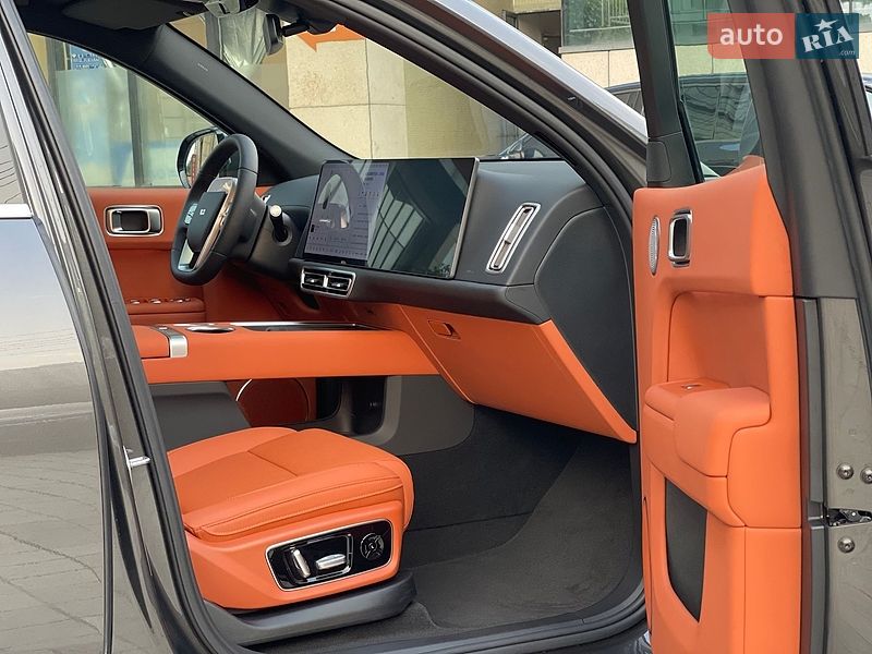 Внедорожник / Кроссовер Li Auto L7 2025 в Одессе