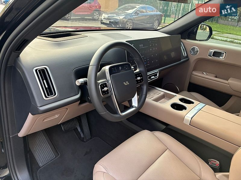 Позашляховик / Кросовер Li Auto L7 2025 в Києві
