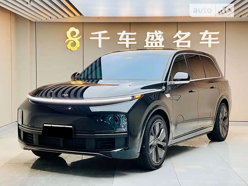 Седан Li Auto L9 2024 в 