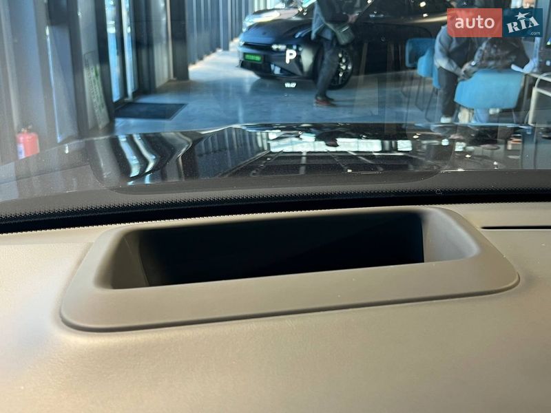 Внедорожник / Кроссовер Li Auto L9 2024 в Киеве фото 32 Внедорожник / Кроссовер Li Auto L9 2024 в Киеве