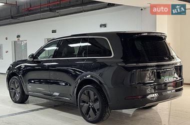 Внедорожник / Кроссовер Li Auto L9 2025 в Киеве