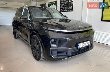 Внедорожник / Кроссовер Li Auto L9 2025 в Киеве
