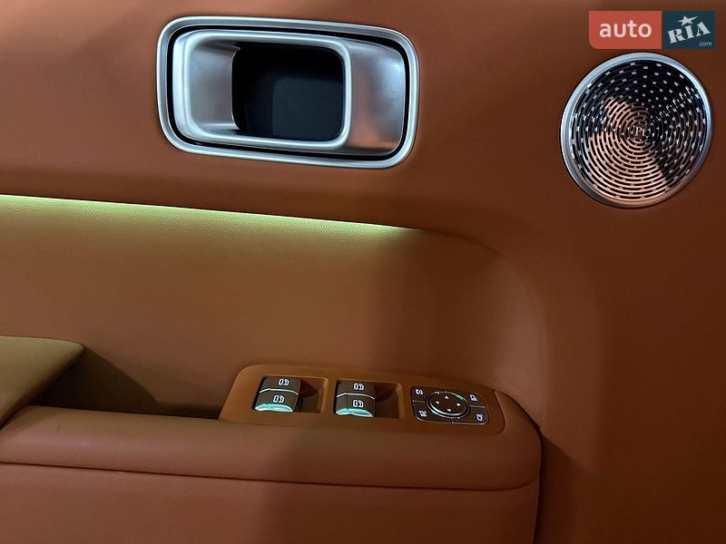 Внедорожник / Кроссовер Li Auto L9 2025 в Киеве фото 23 Внедорожник / Кроссовер Li Auto L9 2025 в Киеве