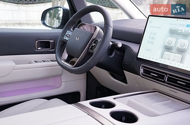 Минивэн Li Auto MEGA 2025 в Киеве