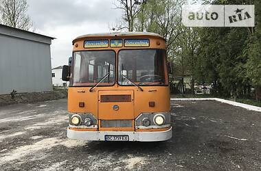 Городской автобус ЛиАЗ 677 1980 в 