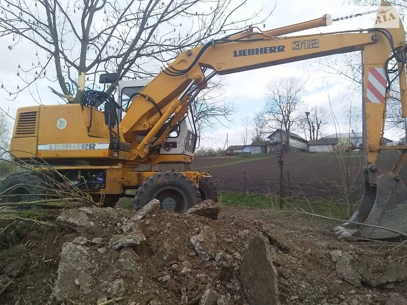 Экскаватор погрузчик Liebherr 312 1995 в Ивано-Франковске