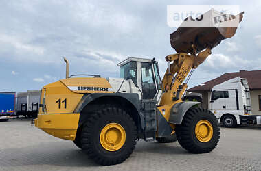 Фронтальні навантажувачі Liebherr 564 2006 в Рівному